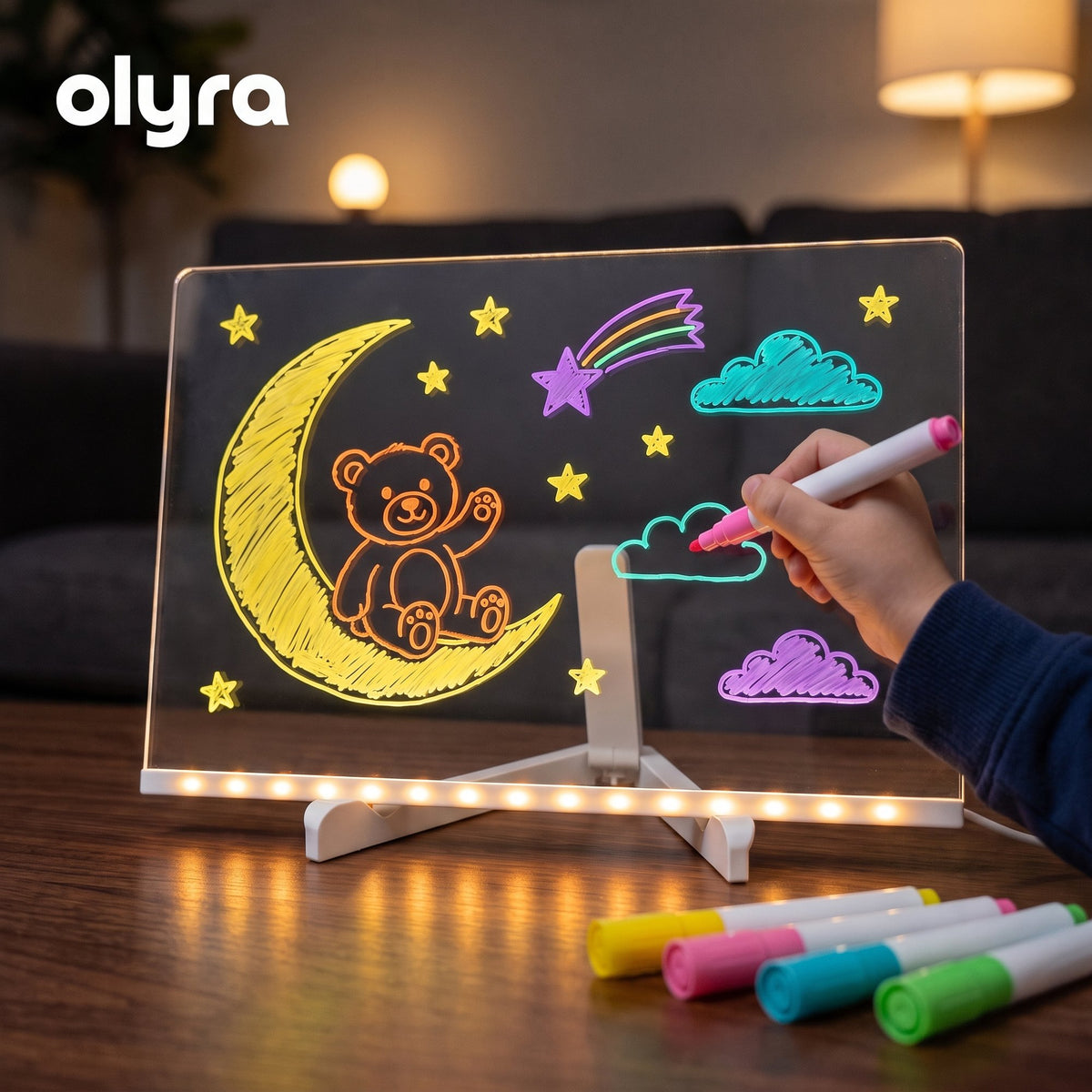 Oso y luna dibujados en la pizarra luminosa